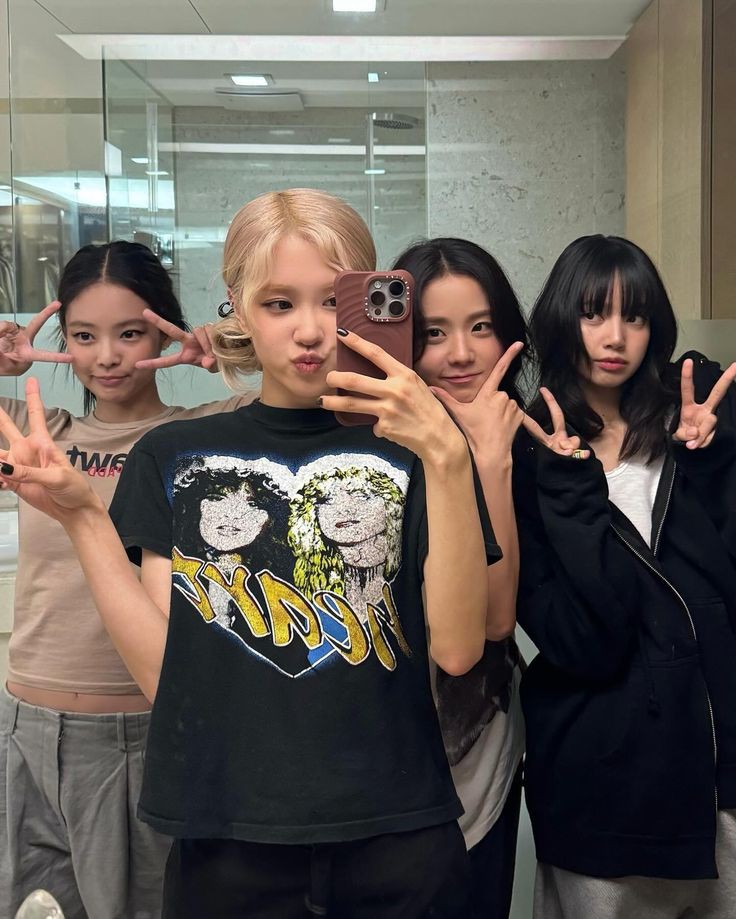 your favorite blackpink solo