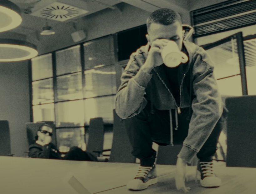 MLODY WEST BEST SONG