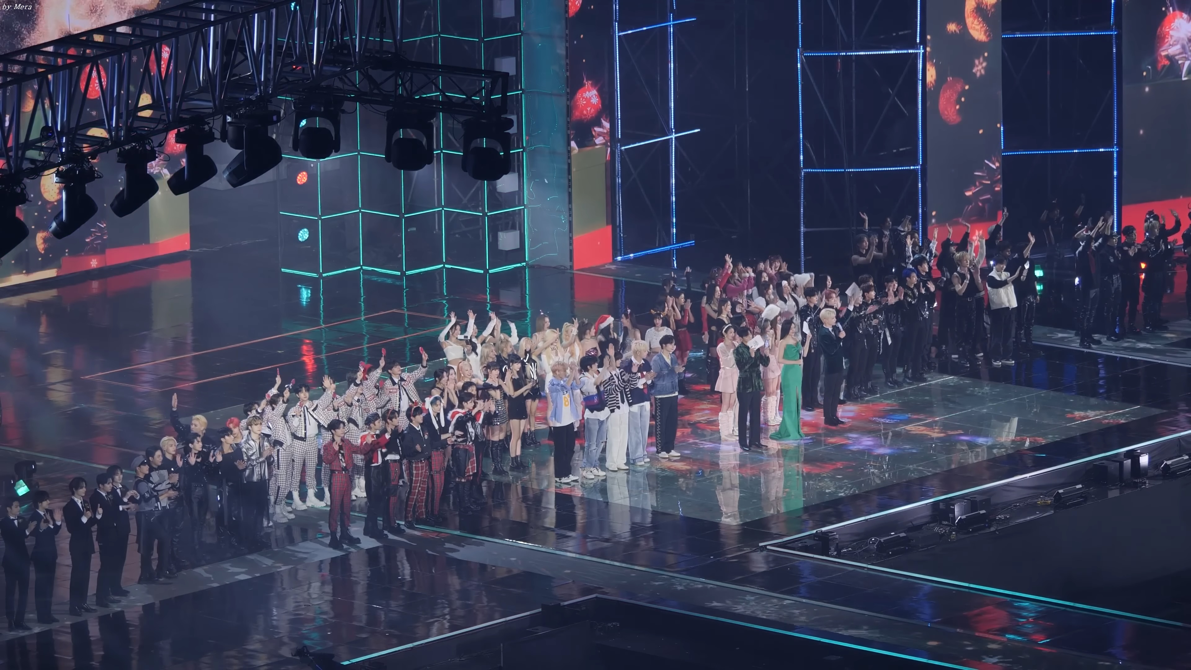 ALL KPOP GROUPS + SOLOISTS EVER.