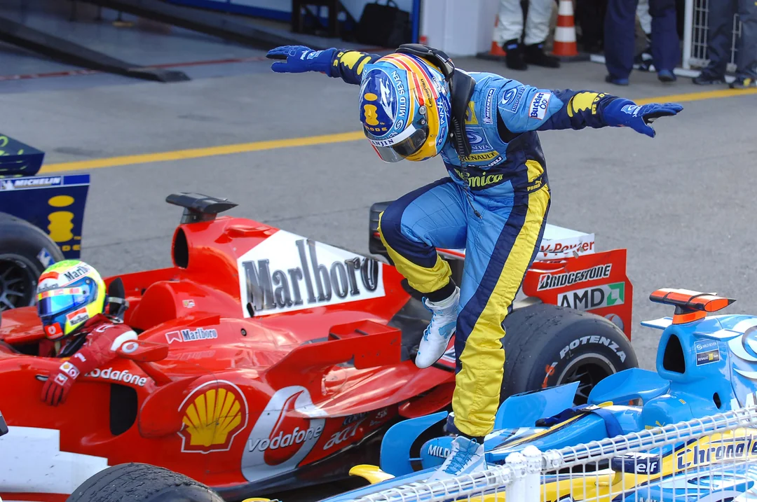 EN ÖZEL F1 ARACI