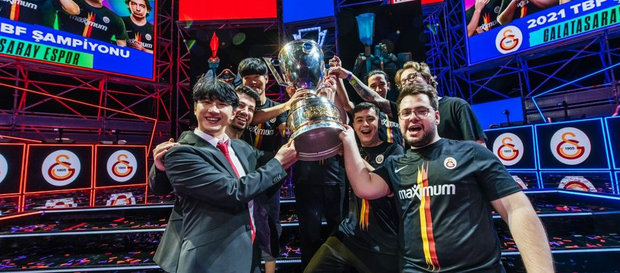 En iyi Türk League of Legends E Spor oyuncusu