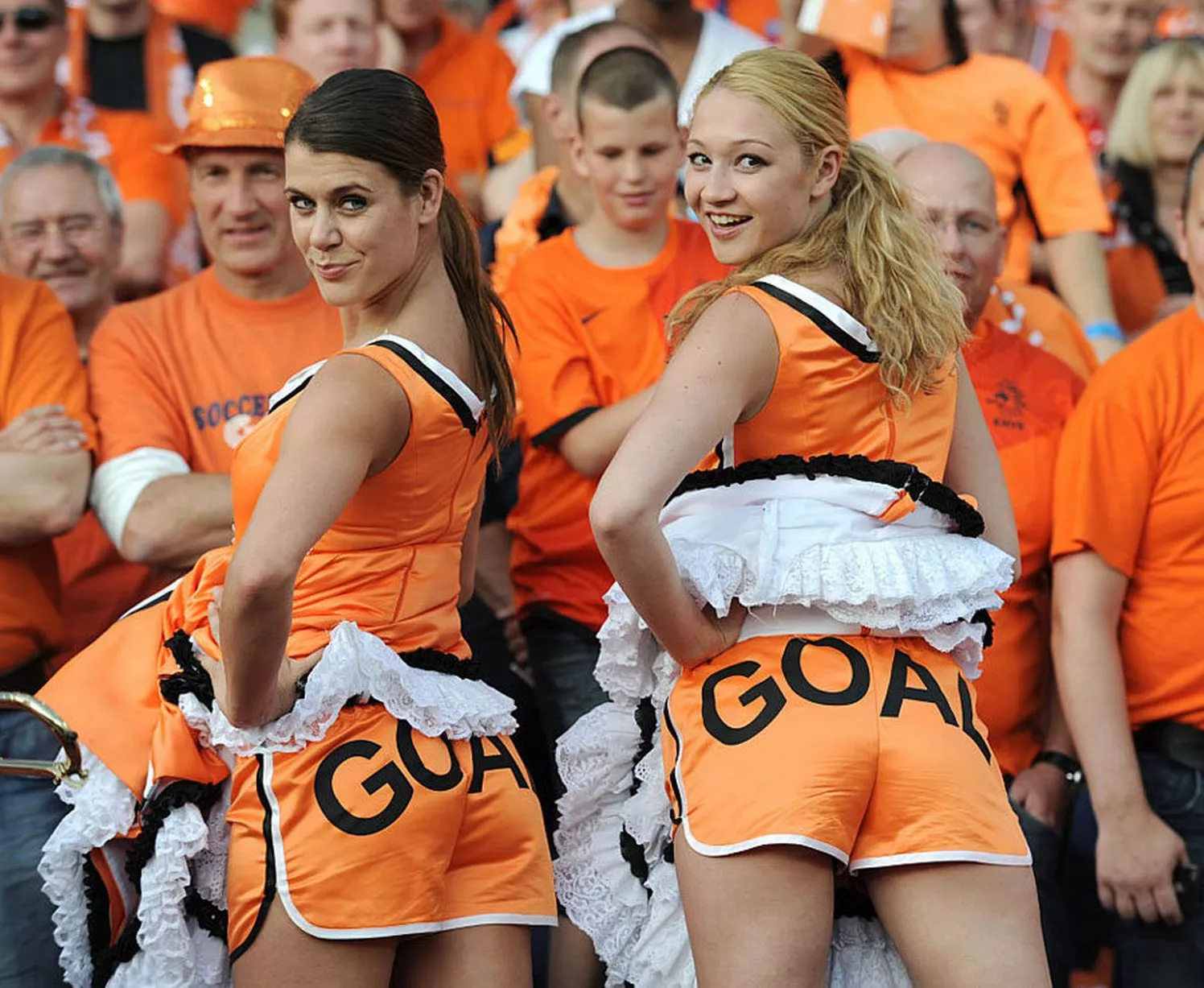 Hottest Female Euros (IV)