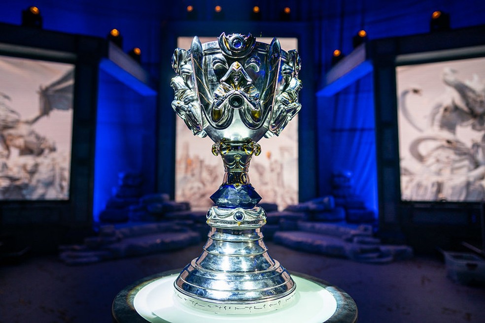 What's the strongest champion on League of Legends