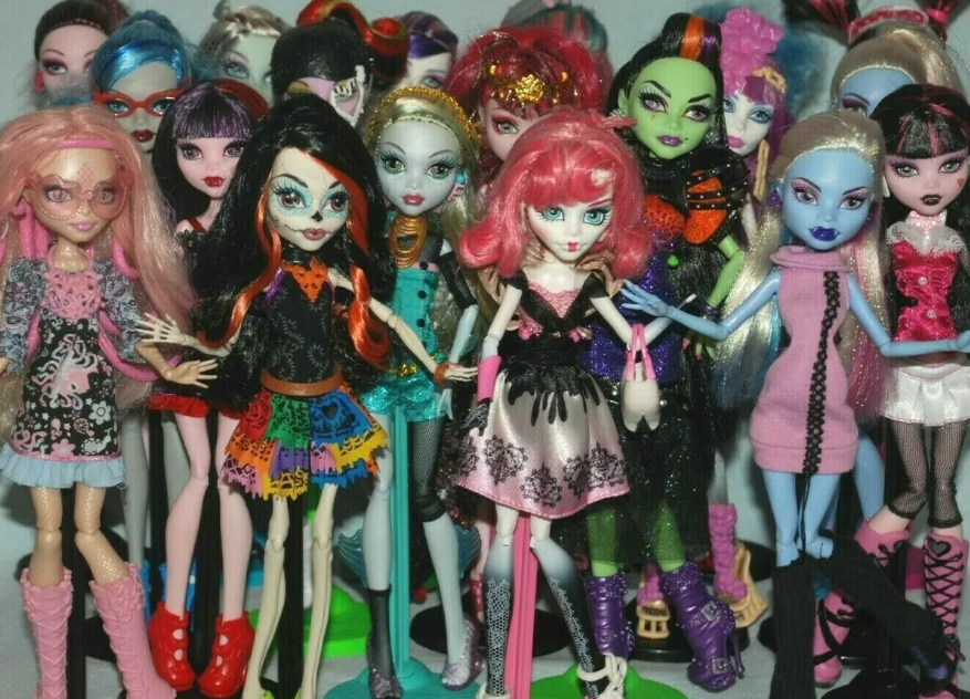 monster high dolls