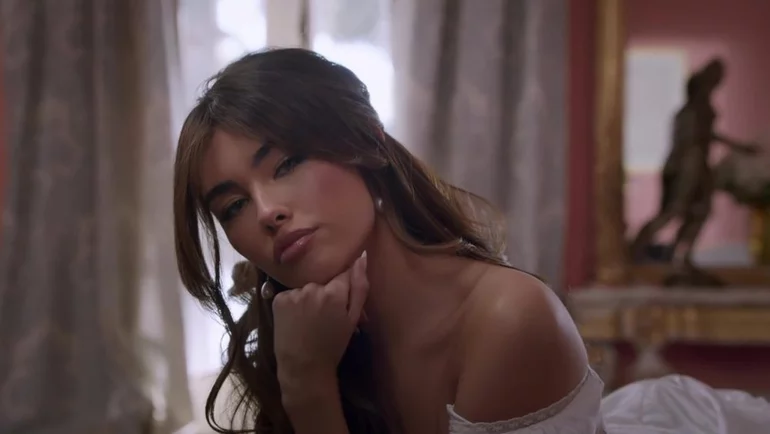Madison Beer