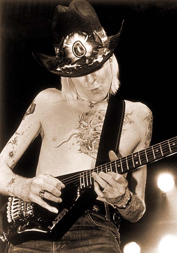 JOHNNY WINTER