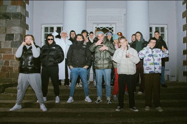 Uczestnicy Hotelu Maffija jako kobiety