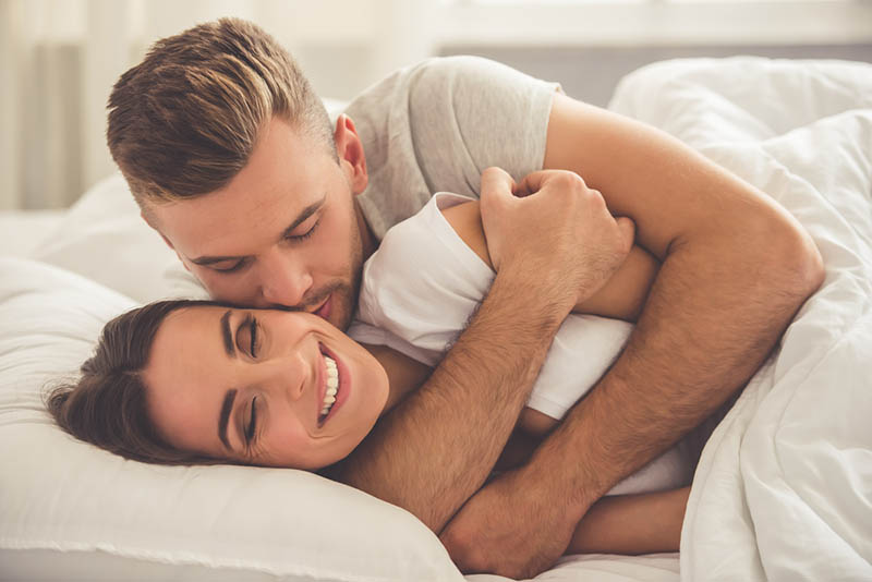 Hangi kadın dur diye yalvarana dek adam s*kmiştir?