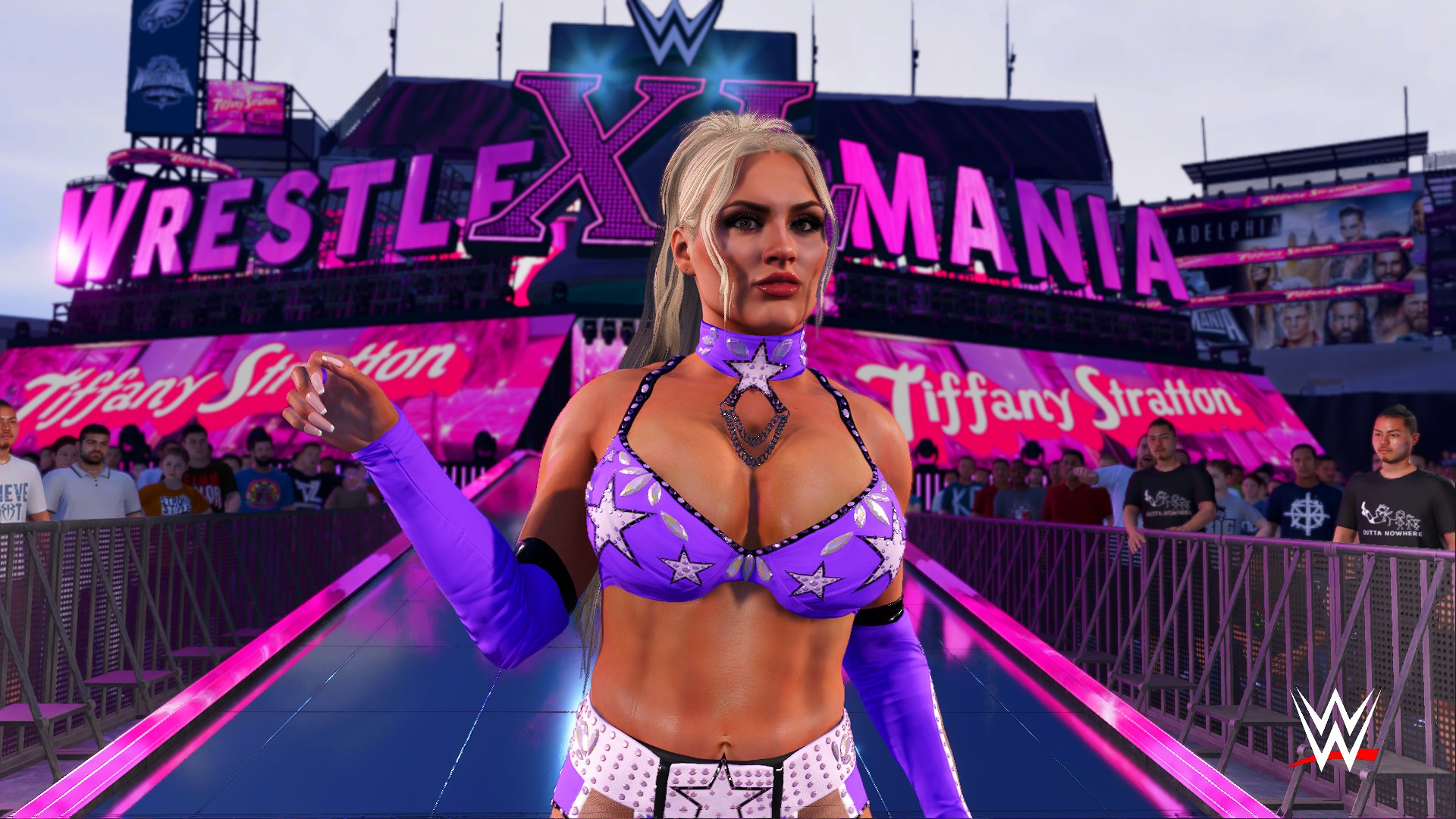 WWE WOMEN'S BEST ATTIRE?