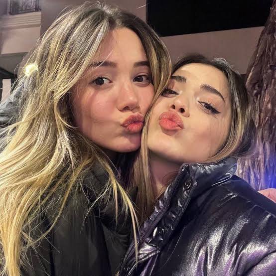 Choose the hottest duo