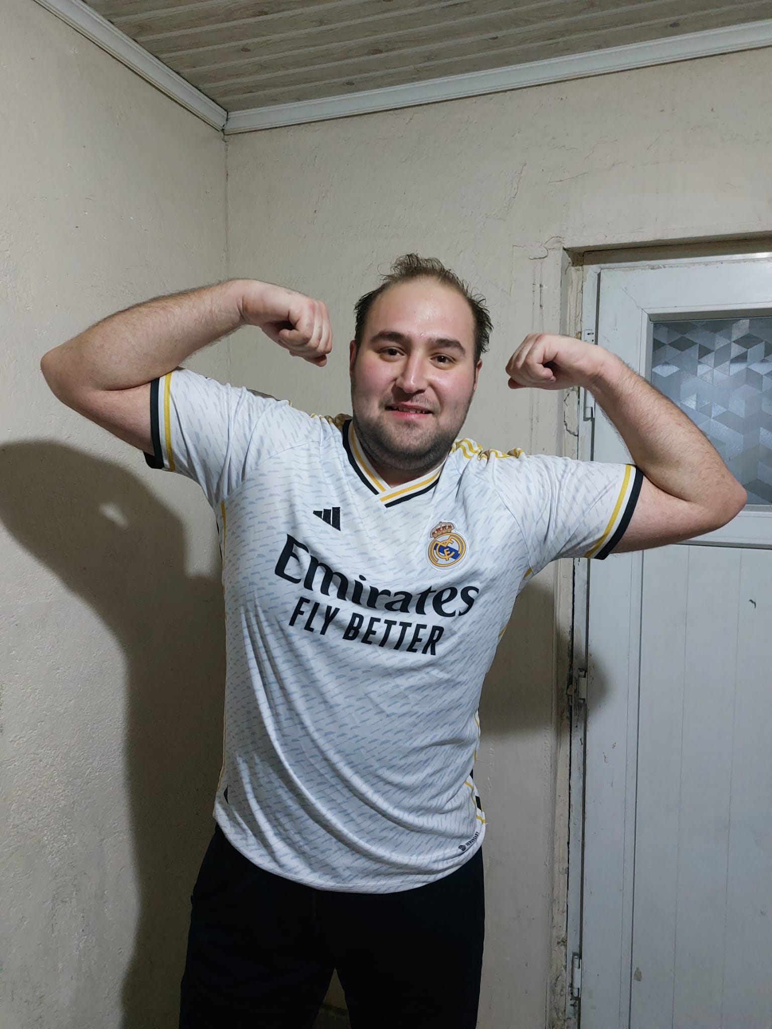 KİM DAHA SEXİ
