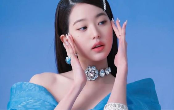Prettiest female visual in KPOP