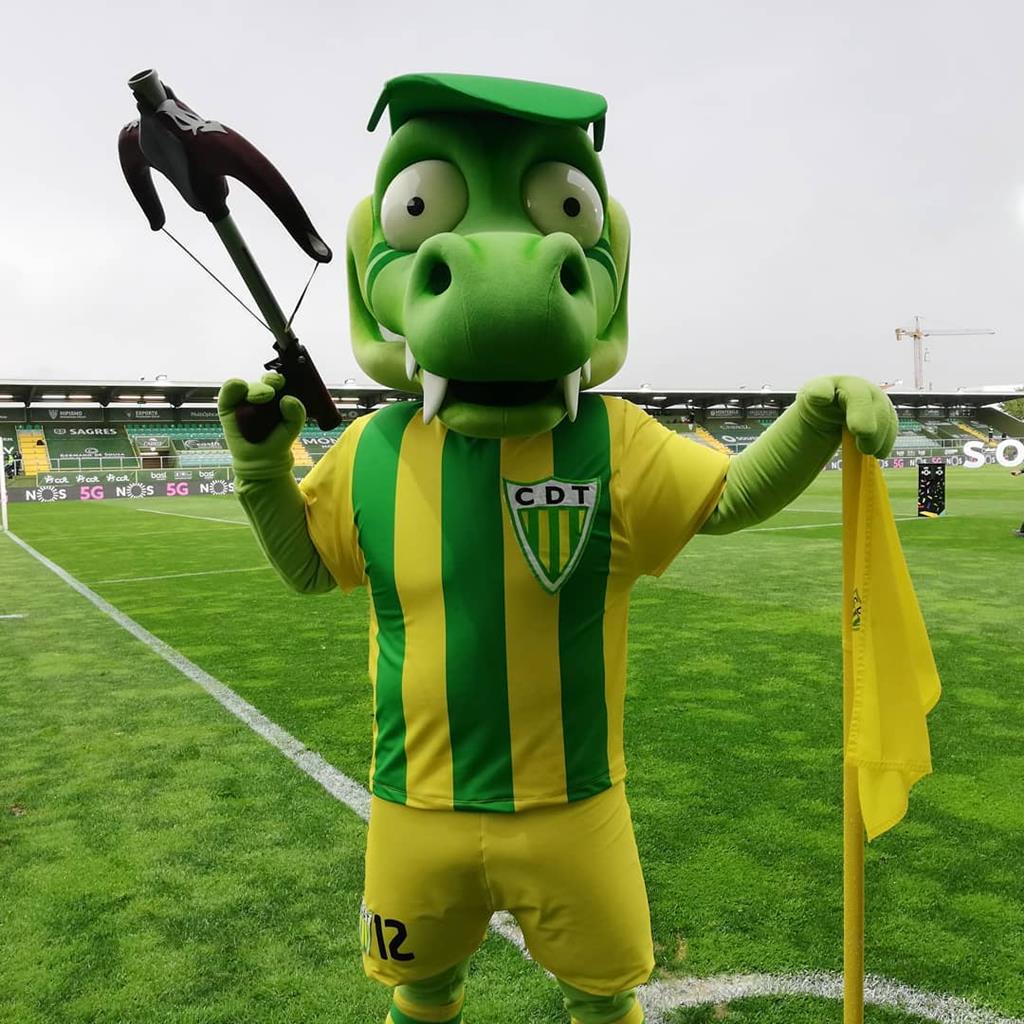 Mascotes clubes Tuga