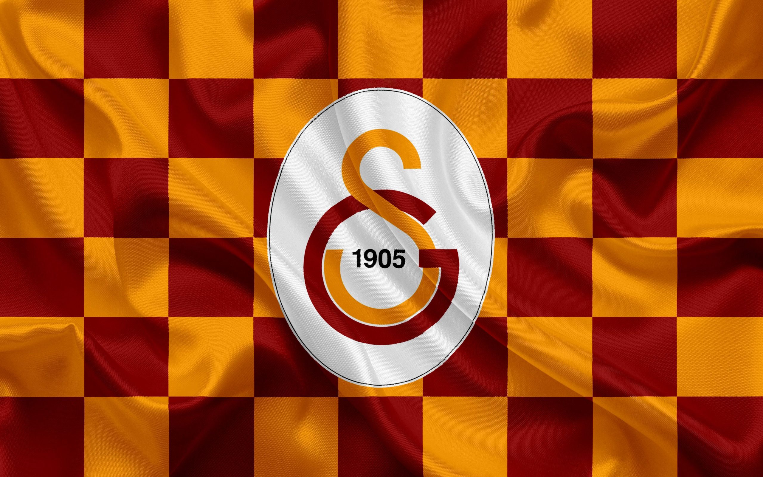 EN İYİ GALATASARAY OYUNCUSU?