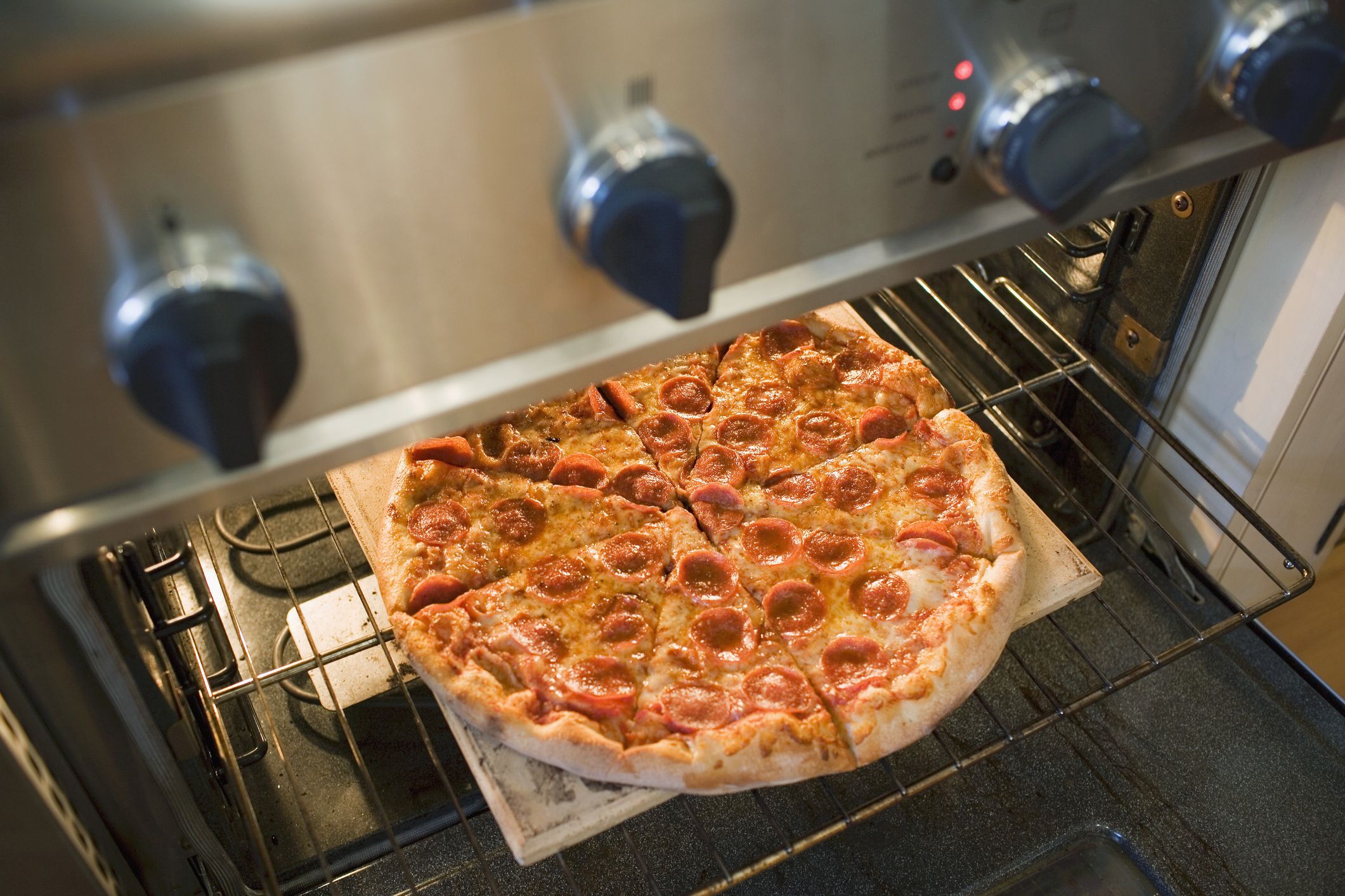 BEST FROZEN PIZZA