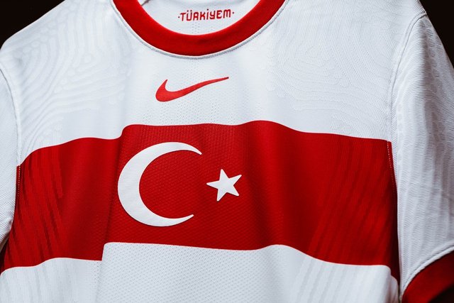 EN İYİ TÜRK DEFANS