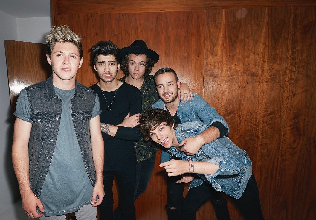 One Direction Album Covers 💿