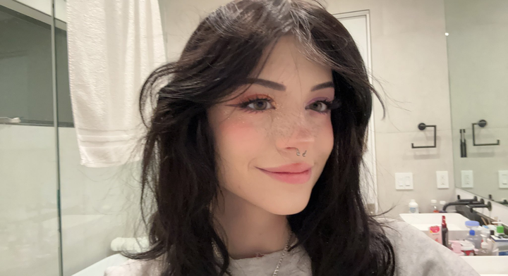 E-GIRL FIGHT!!