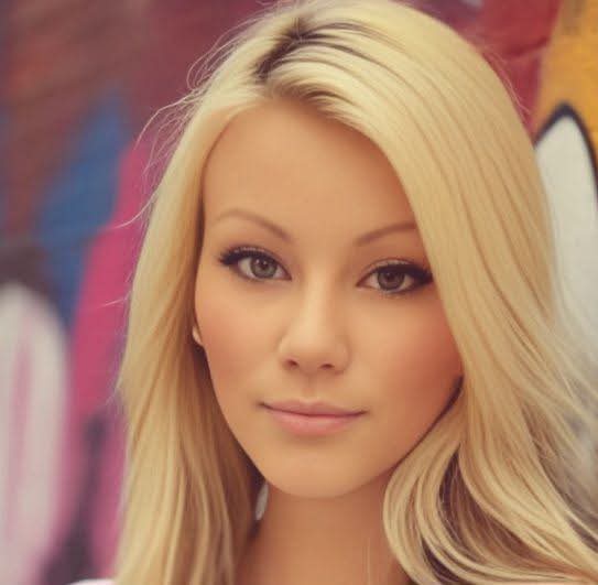 Hottest women (1st sample)