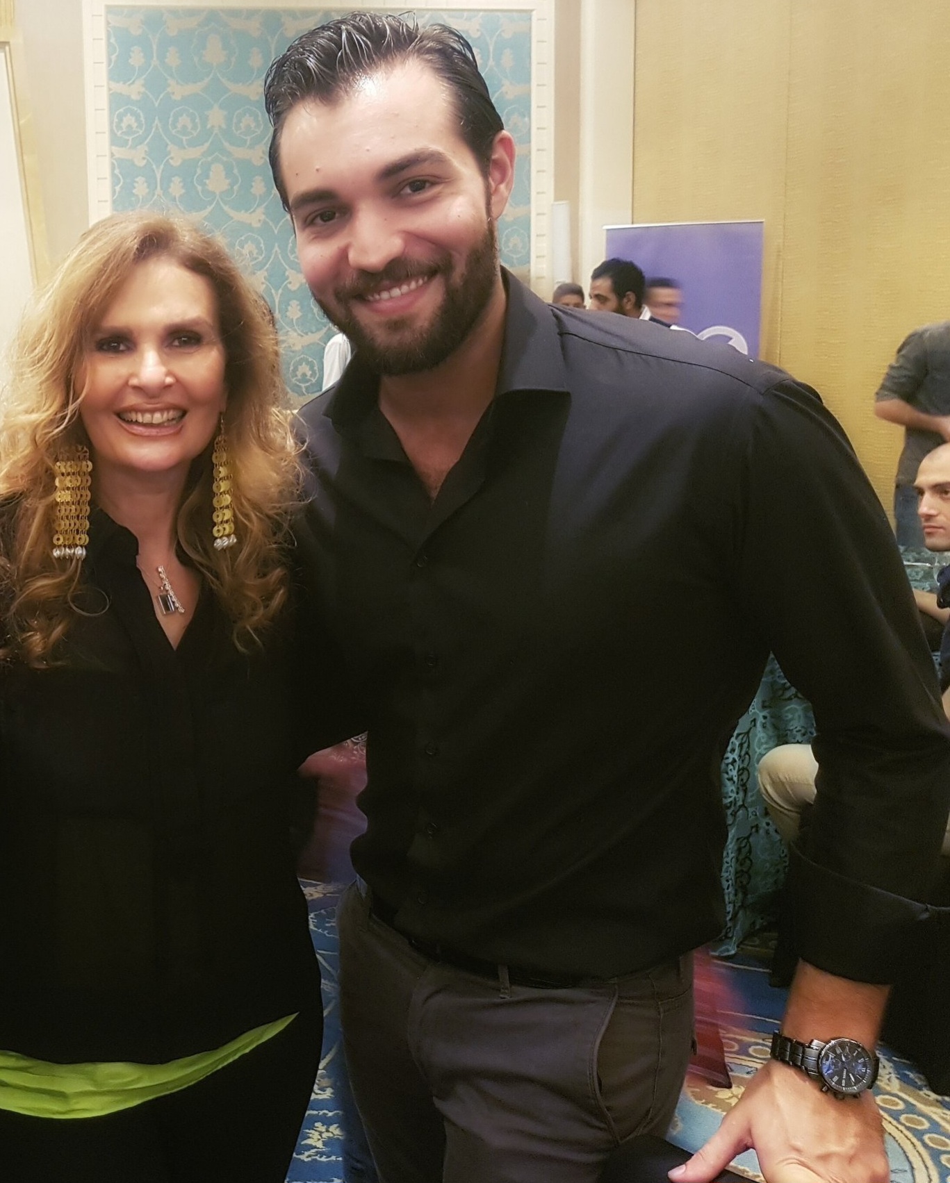 Which man did the young man challenge to a duel and crush with his fists in order to fuck the milf next to him?