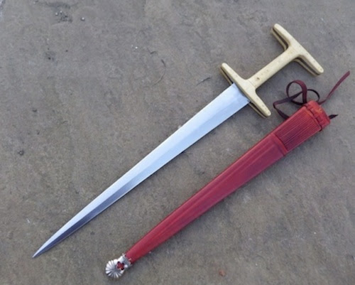  Which is the strongest sword? (En güçlü kılıç)