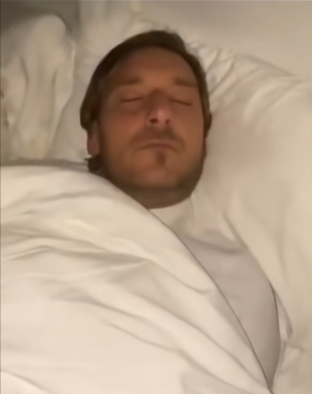 Scontro mastodontico antisommossa
