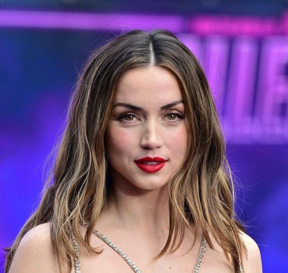 Most Beautiful woman tournament 2 Div B week 12