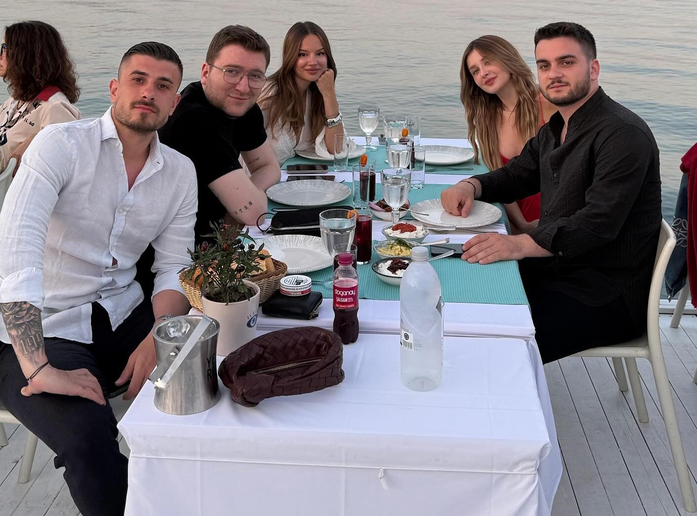 Who do you think is the alpha male who crushed a man who was harassing the women at the table into a coma with his fists in front of the police?