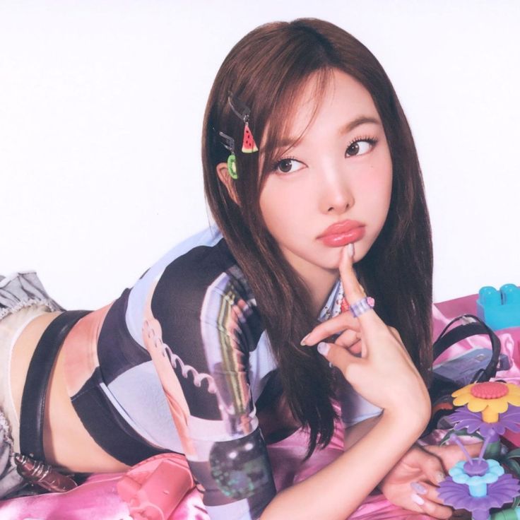 Nayeon Eras