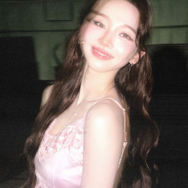 Karina MV Looks