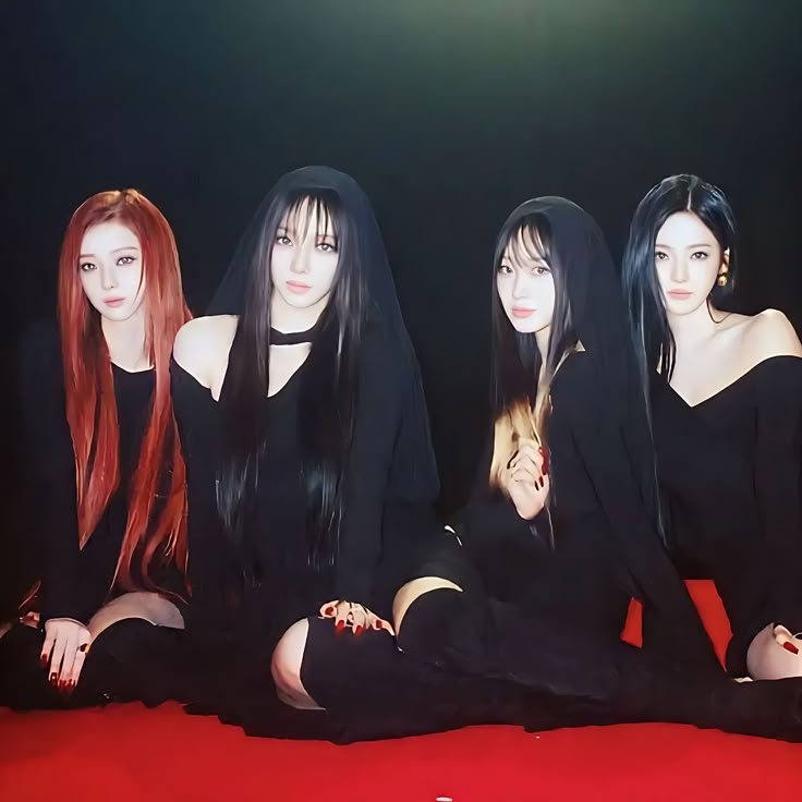 Aespa MV Outfits 