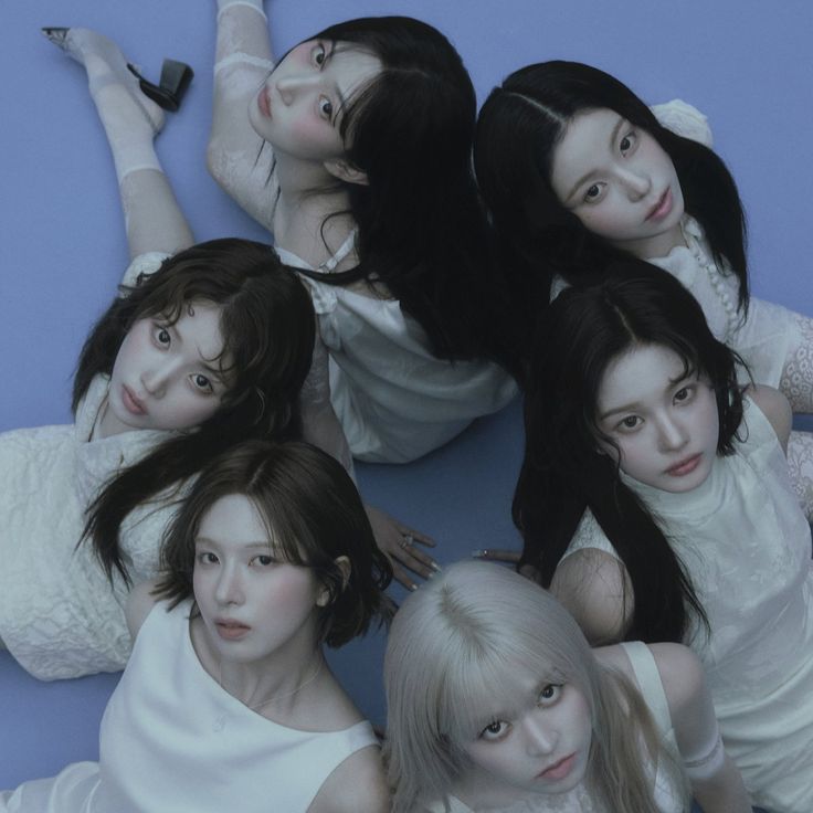 Nmixx MV Outfits