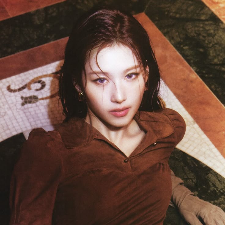 Sana MV Looks