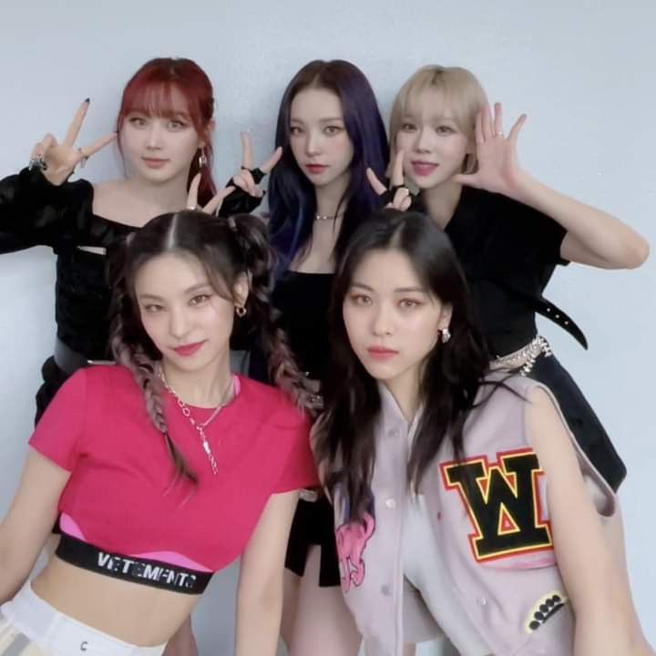 4th generation k-pop songs