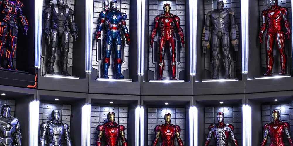 IRON MAN ARMORS