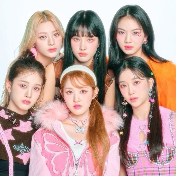 Stayc MV Outfits