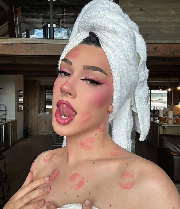 Wybieramy najładniejszą kobietę..Ale wszyscy to James Charles