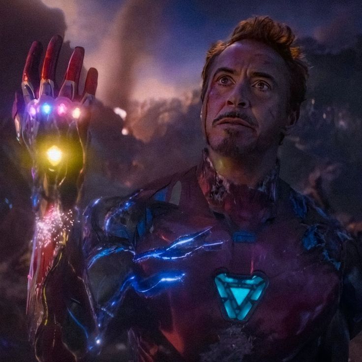 PERSONAGENS MCU