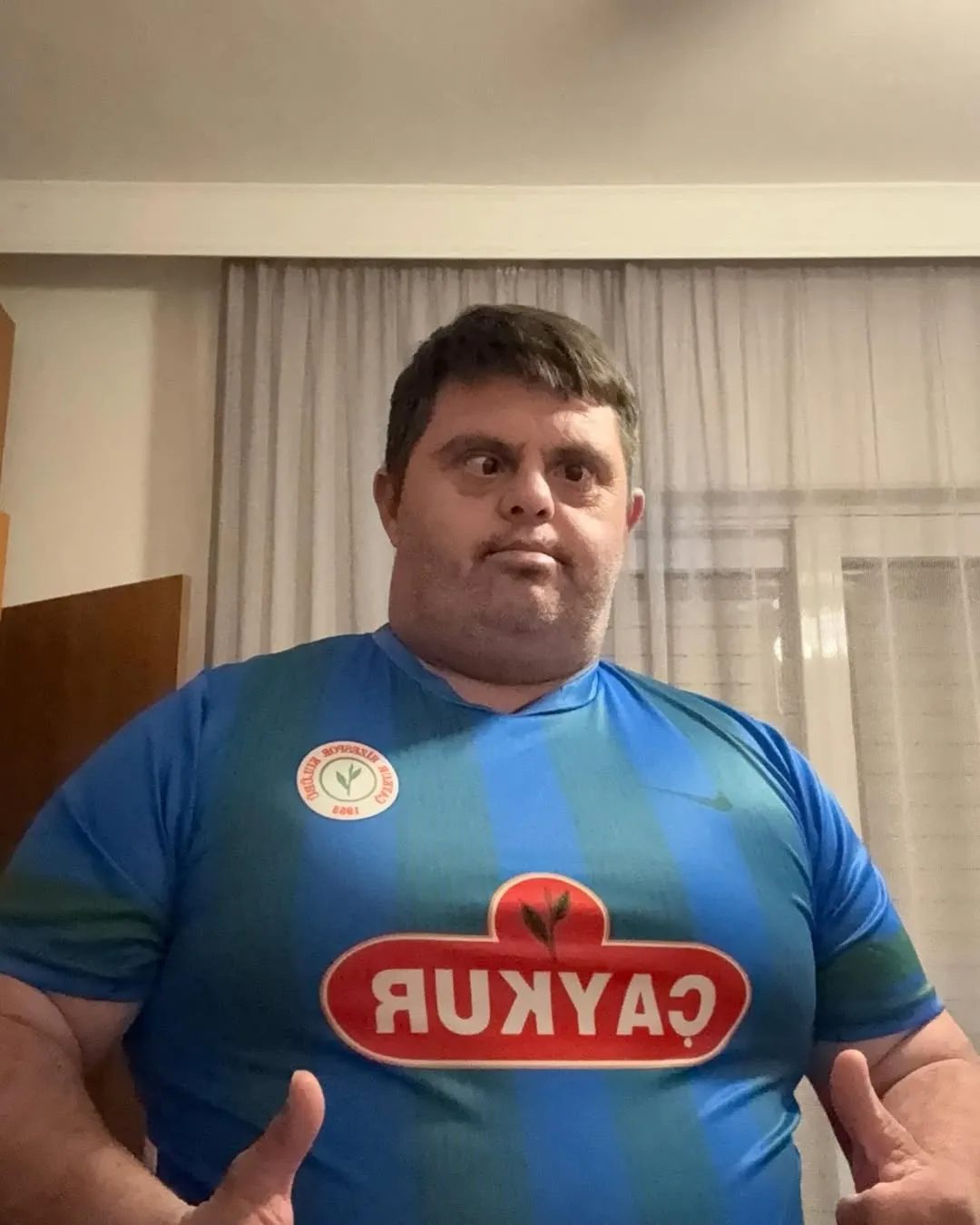 En Toxic, Uyuz, Kudurtucu