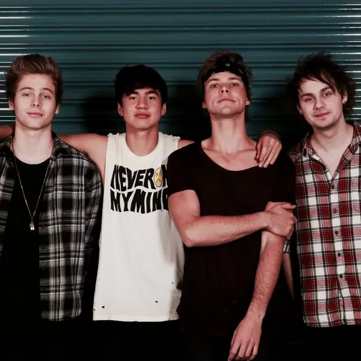 Best 5 Seconds of summer SOLO 