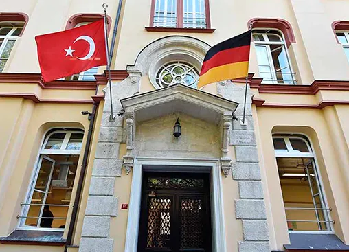 Alman Lisesi'nin En İyi Hocası