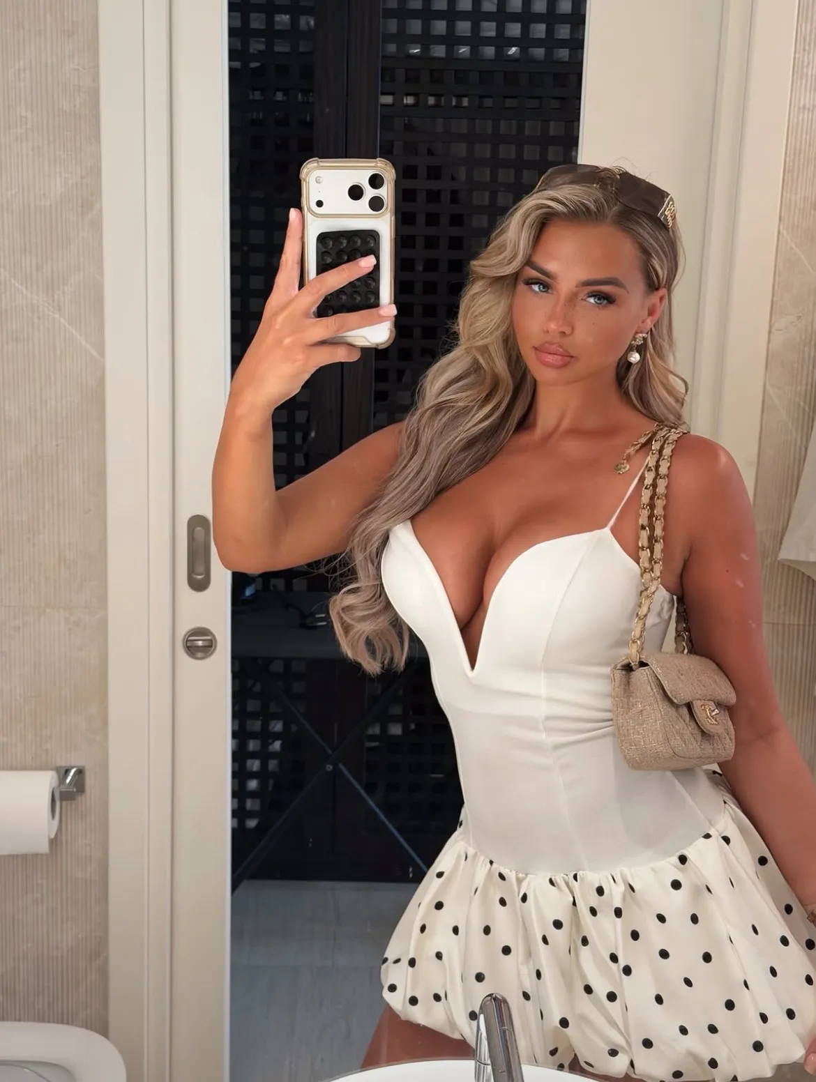 Hot Mamacitas part 3 