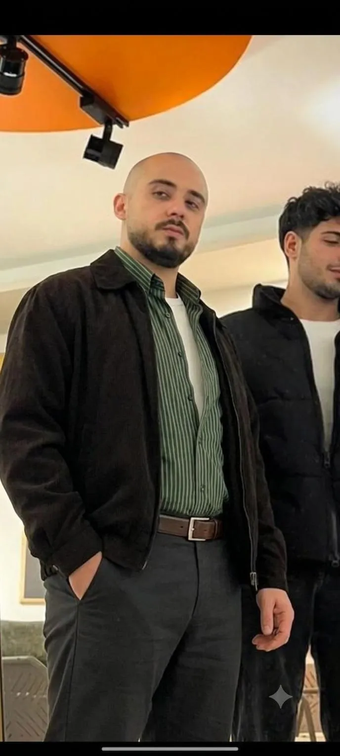 Ekipte En Çok Arka Kapısı Gıcırdayan Kişi  (