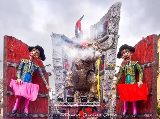 CARNEVALE DI PUTIGNANO CARRI