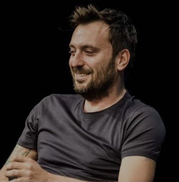 Angelina mango o Cesare cremonini - 1