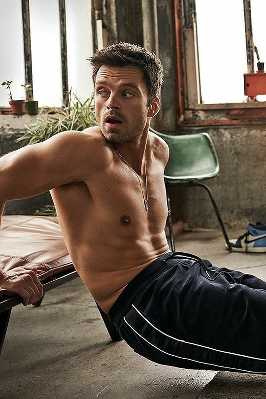 THE HOTTEST ACTOR - 1