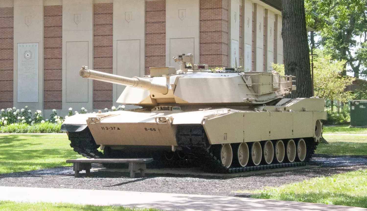 MBT in Wargame Red Dragon - 1