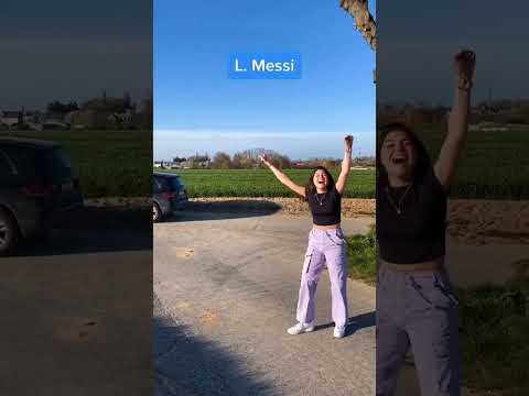 Best female football influncer - 2