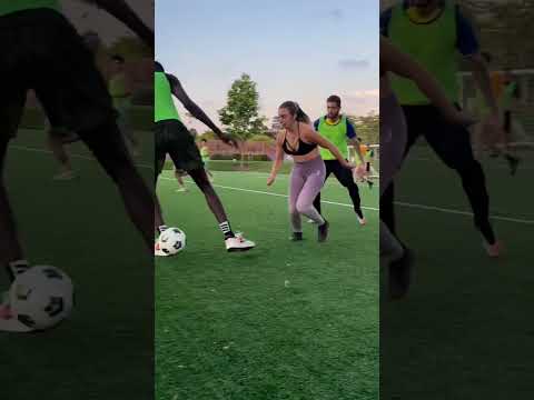Best female football influncer - 2
