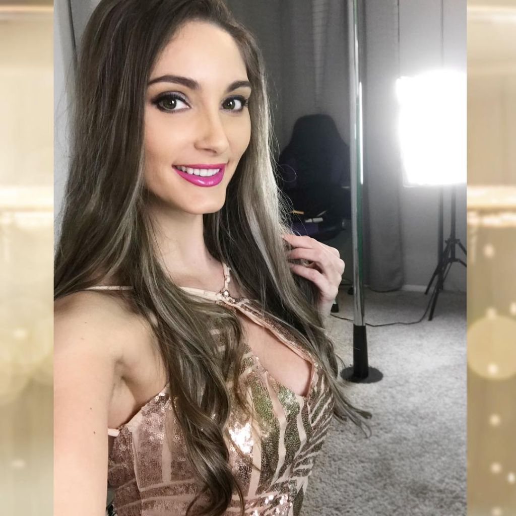 Twitch Girls! - 1